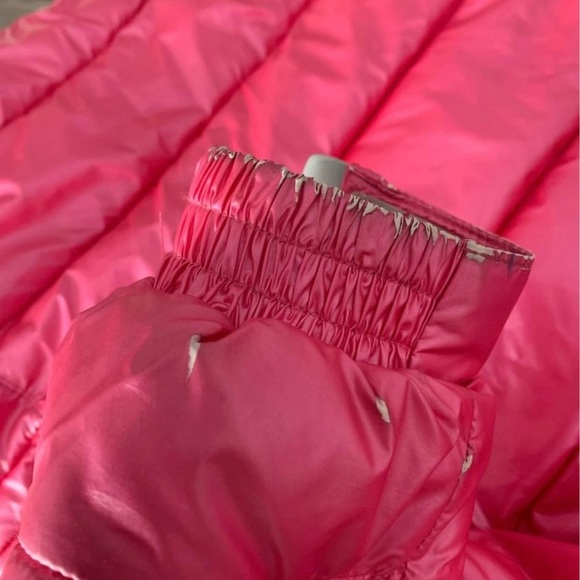 Pink winter coat for girls 2T - Picture 3 of 3